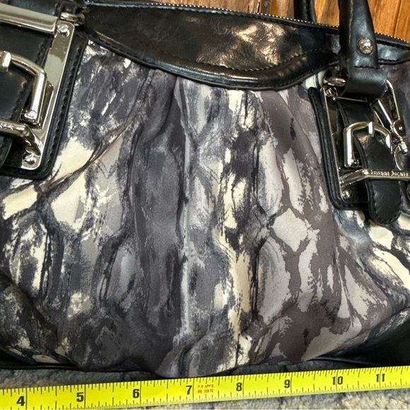 ETIENNE AIGNER Large Shoulder Bag Leather And Fabric Monogram Black Purple F - Picture 3 of 12